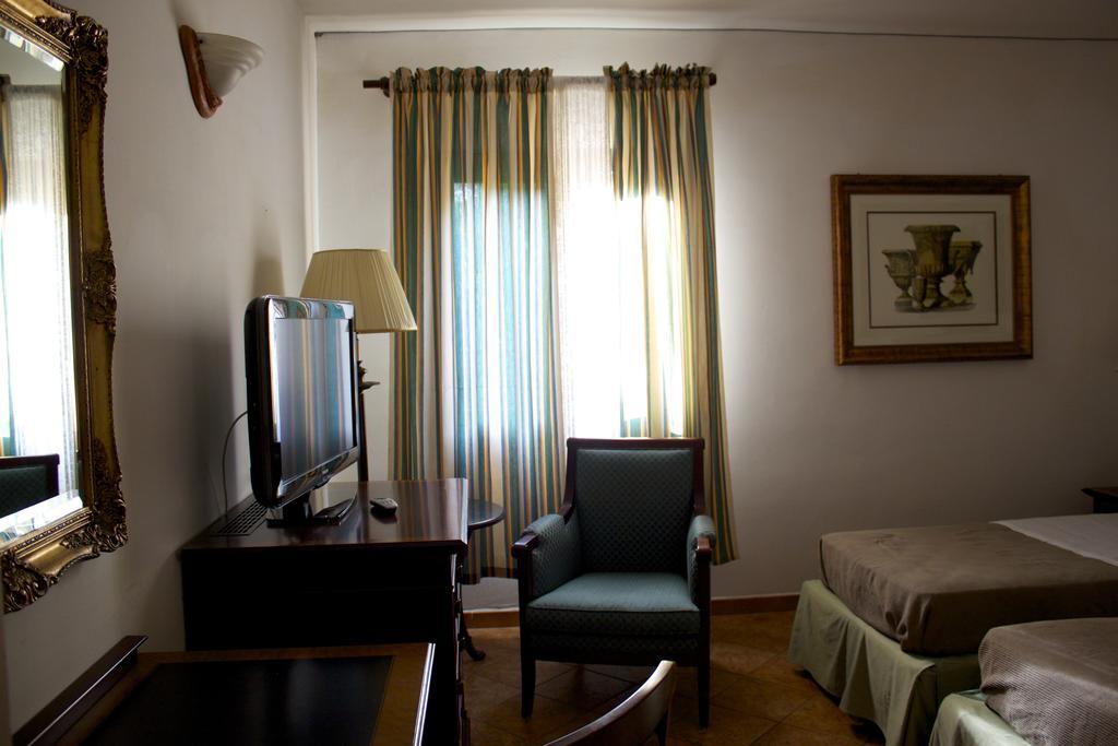 Hotel Antico Residence Roma Monterosi Oda fotoğraf